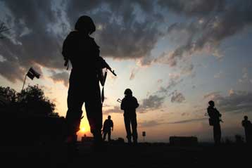 Ψυχροπολεμικό κλίμα καλλιεργεί, αλλά επισήμως διαψεύδει η Μόσχα