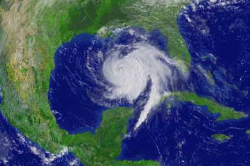 Εγκαταλείπουν τις εστίες τους χιλιάδες Τεξανοί εν αναμονή του κυκλώνα Αικ