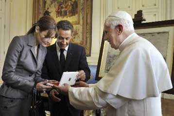 Για πρώτη φορά στη Γαλλία ο προκαθήμενος της Ρωμαιοκαθολικής Εκκλησίας