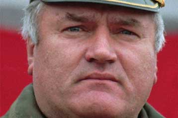 Επικίνδυνη η απόπειρα για τη σύλληψη του Μλάντιτς, προειδοποιεί Σέρβος αξιωματούχος