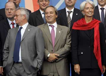 Συντονισμένη δράση κατά της οικονομικής κρίσης αποφάσισε το Ecofin