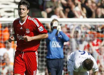 Η Λίβερπουλ πήρε το ντέρμπι με 2-1 επί της Μάντσεστερ