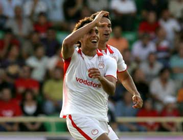 ΝτιόΓΚΟΛ και διπλό για τον Ολυμπιακό στα Πηγάδια