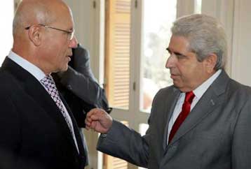 Το περιεχόμενο των προτάσεων Χριστόφια – Ταλάτ δημοσιεύει τουρκική εφημερίδα