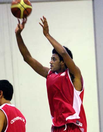 Νίκη στο πρώτο τεστ για τον Ολυμπιακό με τον… αέρινο Τσίλντρες