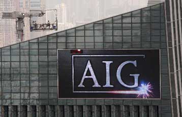 Στην κόψη του ξυραφιού η παγκόσμια οικονομία, φόβοι για νέα «κανόνια» στη Γουόλ Στριτ