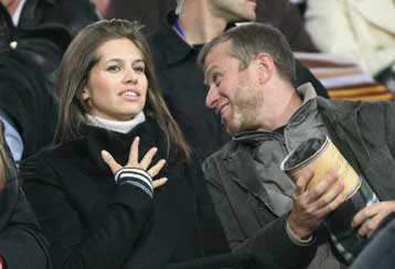 Με τη χείρα βοηθείας του Αμπράμοβιτς ανοίγει μία νέα αίθουσα τέχνης στη Μόσχα