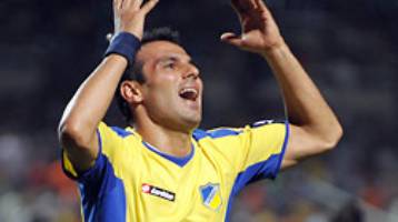 Βαριά ήττα του ΑΠΟΕΛ με 4-1 από τη Σάλκε στη Λευκωσία