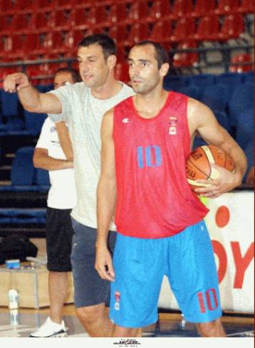 Ο Πανιώνιος πέτυχε φιλική νίκη επί της Αβελίνο με 79-69