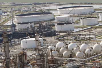 «Πράσινο φως» για την εξόρυξη πετρελαίου στις ακτές των ΗΠΑ