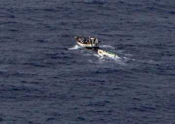 Γάλλοι κομάντος απελευθέρωσαν ζευγάρι που είχαν συλλάβει Σομαλοί πειρατές