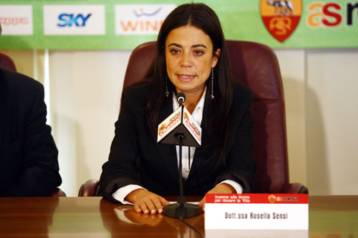 Όταν μία γυναίκα πηγαίνει στα αποδυτήρια της Ρόμα