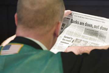 Στο έλεος του φόβου η Γουόλ Στριτ παρά τη σανίδα σωτηρίας στην AIG