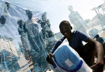 Σχεδόν ένα εκατομμύριο ανθρώπους το χρόνο σκοτώνει η ελονοσία