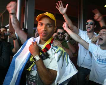 Ο Ρεγκέιρο χάνει τον Παναθηναϊκό… και οι οπαδοί του Αρη την Τούμπα