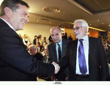 Απάντηση Τσαγκρώνη στον Ιωαννίδη για το αυτοδιοίκητο των ομοσπονδιών