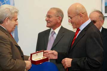 Επί τάπητος το θέμα της εκτελεστικής εξουσίας στην επόμενη συνάντηση Χριστόφια-Ταλάτ