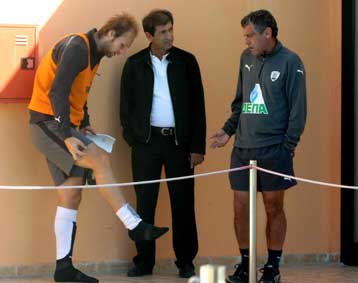 Αγωνία για Μουσλίμοβιτς που αποχώρησε από την προπόνηση του ΠΑΟΚ