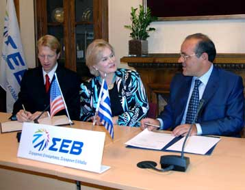 Μνημόνιο συνεργασίας με το Συμβούλιο Ανταγωνιστικότητας των ΗΠΑ υπέγραψε ο ΣΕΒ
