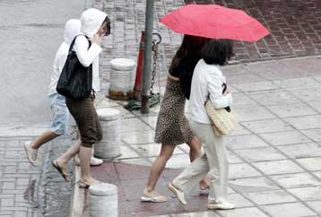 Επιδείνωση του καιρού με ισχυρές βροχές και καταιγίδες