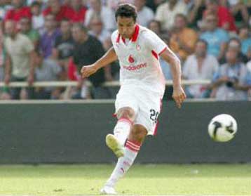 «Όλοι έχουμε… πάθος με τον Ολυμπιακό» τόνισε ο Ντουντού