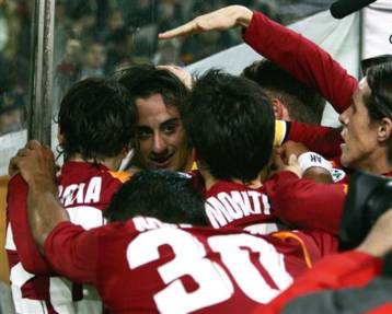 Επιτέλους… χαμόγελα στη Ρώμη, ήττα της Αταλάντα