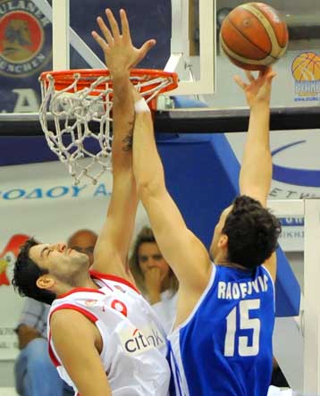 Ο Ολυμπιακός έχασε και από τον Πανελλήνιο στο τουρνουά της Ρόδου