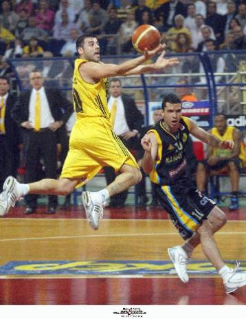 Ήττα του Αρη με 75-68 από την Μπιέλα και τέταρτη θέση