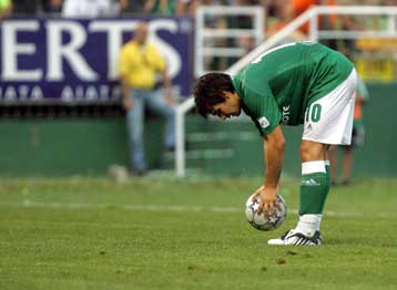 Υπογράφει ο Νίνης το νέο τετραετές συμβόλαιo