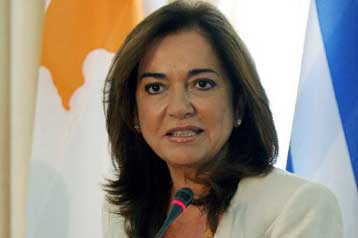 Επαφές Μπακογιάννη στον ΟΗΕ για Κυπριακό και ΠΓΔΜ