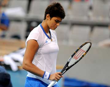 Συνέχεια στην καθοδική πορεία για την Δανιηλίδου