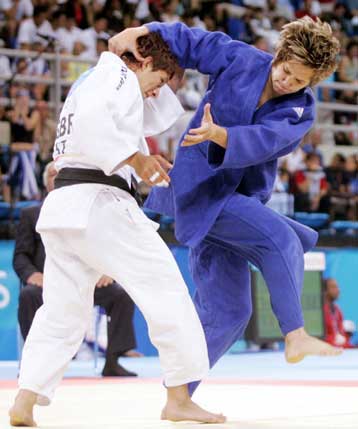 Μισή… ντουζίνα μετάλλια στο Βαλκανικό του Τζούντο ανδρών – γυναικών