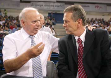 Προειδοποιήσεις της FIBA, δέσμευση της ΕΟΚ για την ασφάλιση στην Α2