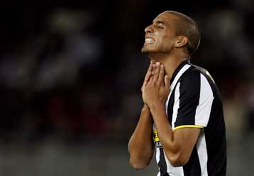 Χωρίς Τρεζεγκέ για πέντε μήνες και Μπουφόν για δέκα ημέρες η Γιουβέντους