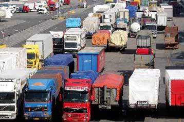 Ουρές φορτηγών στα τελωνεία λόγω της απεργίας των υπαλλήλων