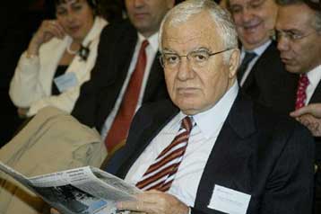 Απομακρύνεται από το περιβάλλον του πρωθυπουργού ο Γιάννης Κεφαλογιάννης