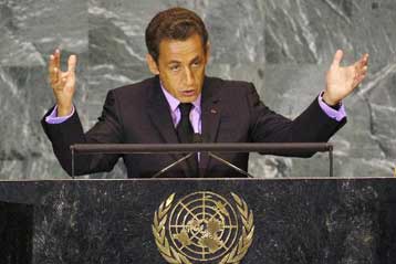 Η Ευρώπη τείνει το χέρι στη Ρωσία, αλλά δεν θα ανεχθεί τη βία