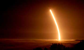 Εκτόξευση πυραύλου στο πλαίσιο δοκιμής για την αντιπυραυλική ασπίδα των ΗΠΑ