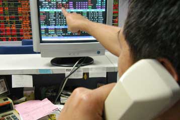 Μεταρρύθμιση στον τομέα των Τηλεπικοινωνιών προωθεί η ΕΕ