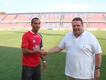 Με νάρθηκα ο Γκονσάγκα, ελπίζει να γλιτώσει την εγχείρηση