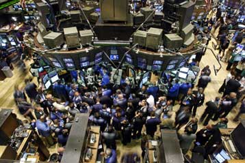 Συγκρατημένες απώλειες στα χρηματιστήρια την Τετάρτη