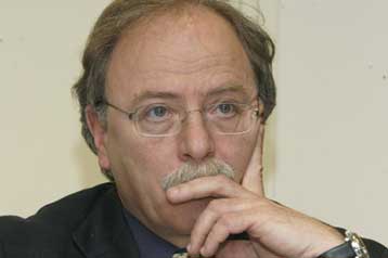 Διαφωνεί με Σανιδά για τη Μονή Βατοπαιδίου ο πρόεδρος της Ένωσης Εισαγγελέων