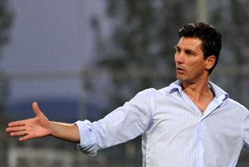 Η ευκαιρία για να καλυφθεί το χαμένος έδαφος του Ουζουνίδη