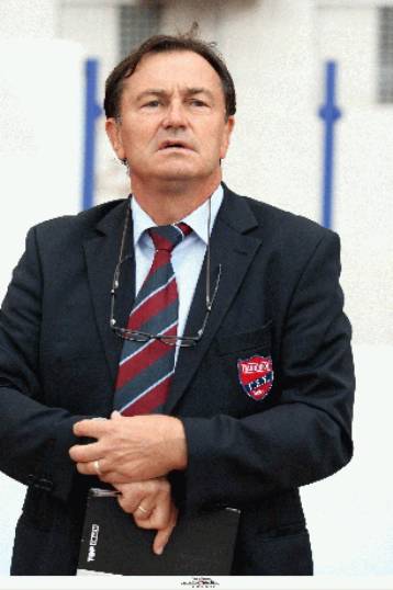 «Να σκοράρουμε, χωρίς να ρισκάρουμε» θέλει ο Λίνεν απέναντι στην ΑΕΚ