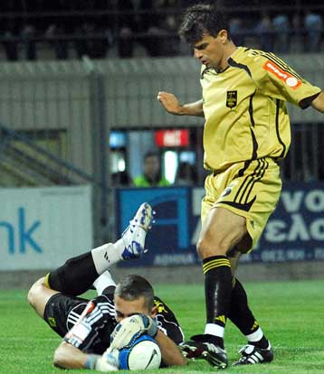 «Με πίστη» λεει ο Ερνάντεθ και με Ρονάλντο Γκιάρο στην Τούμπα