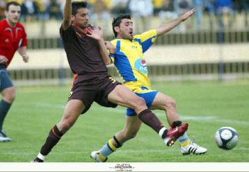 Μόνη πρώτη η Κόρινθος, «σόου» του Ντε Φραντσέσκο για την Ηλιούπολη