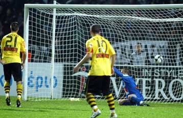 Το αποτέλεσμα ήταν δίκαιο, λένε Σάντος και Χαλκιάς-Διαφωνούν Ερνάτεθ, Χαβίτο