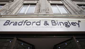 Μερίδιο της -εθνικοποιημένης- Bradford & Bingley εξαγοράζει η ισπανική Santander