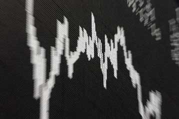 Έντονοι κλυδωνισμοί στα διεθνή χρηματιστήρια εν αναμονή του σχεδίου Πόλσον