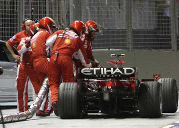 «Έγινε λάθος» λεει η Ferrari για το πρόβλημα στο GP Σιγκαπούρης